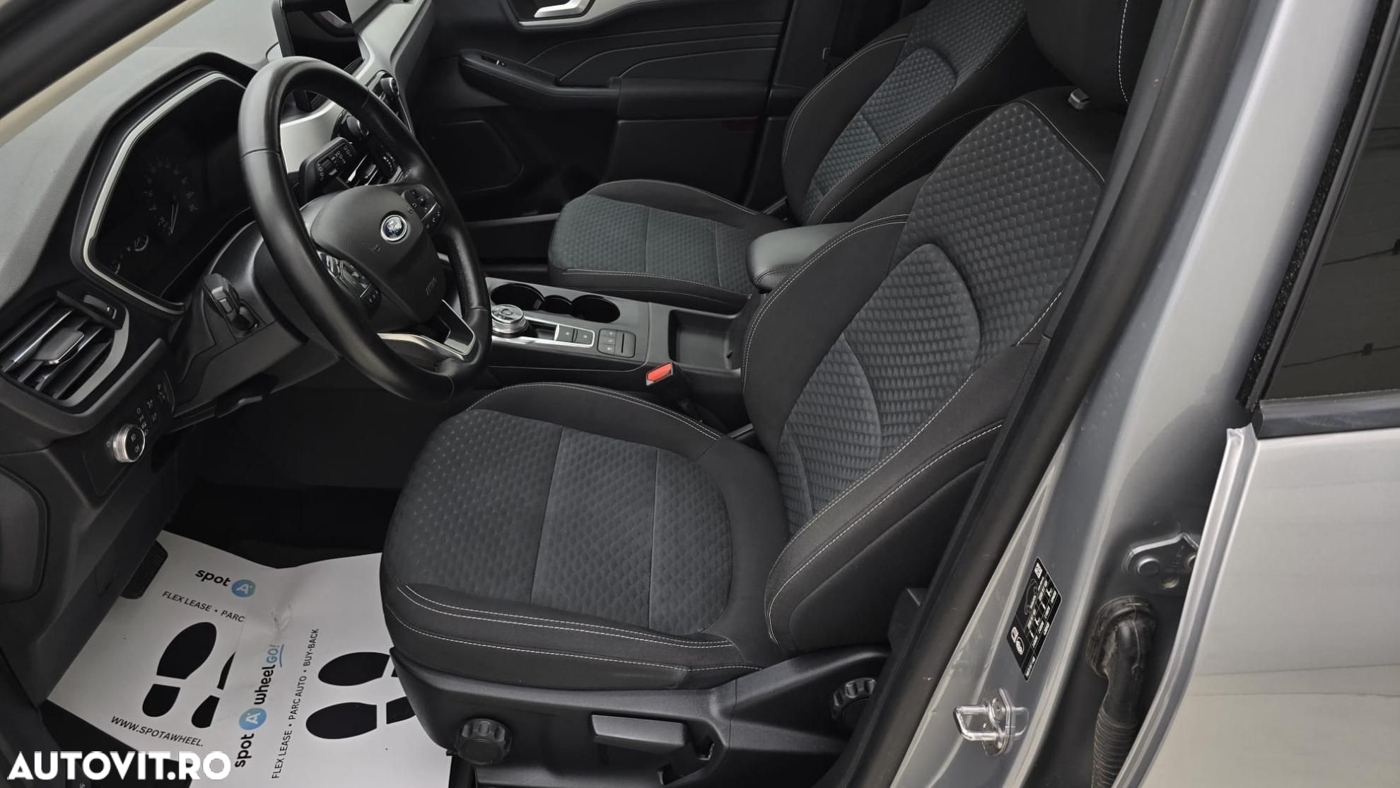 Ford Kuga 1.5 EcoBlue A8 FWD Trend - 12