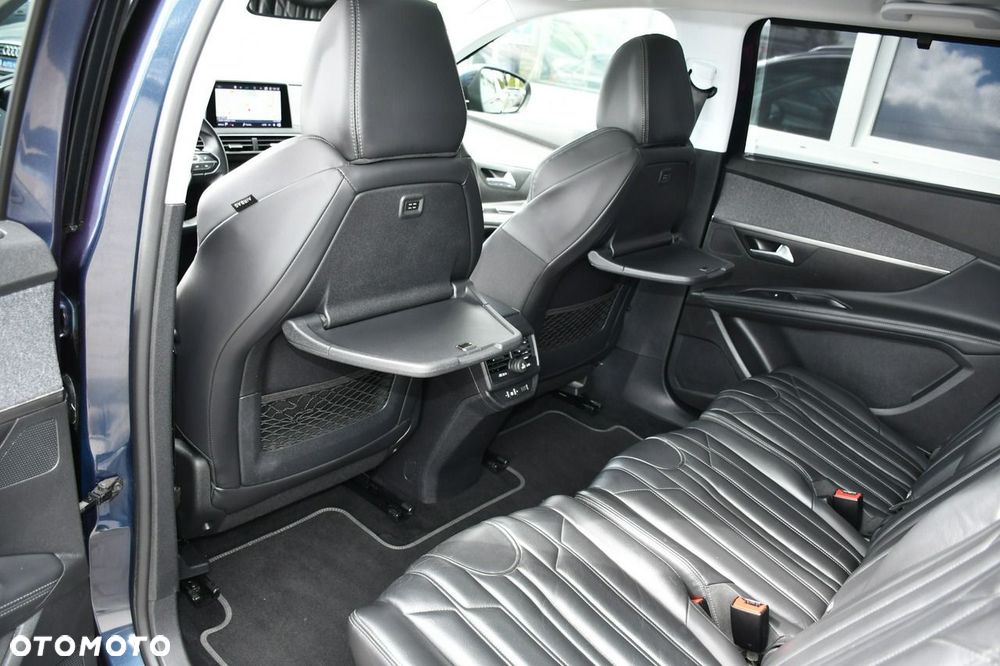 Peugeot 5008 - 26