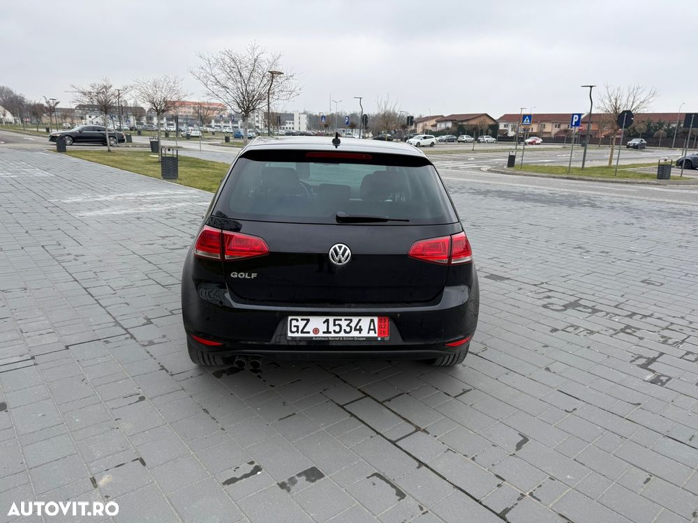 Volkswagen Golf 2.0 BlueTDI Cup - 6