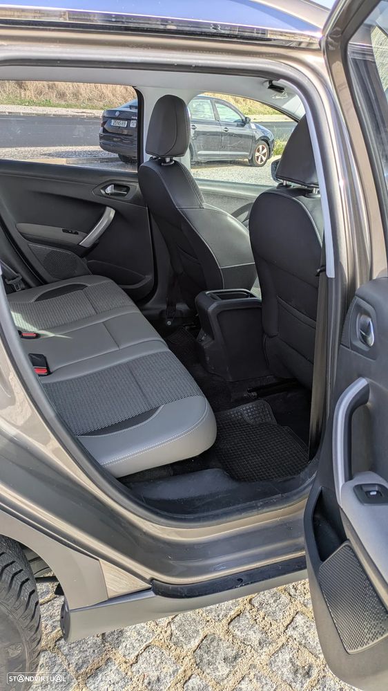 Peugeot 2008 PureTech 110 GPF Stop&Start EAT6 Allure - 20