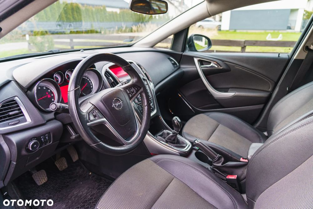 Opel Astra 1.4 T Enjoy - 7