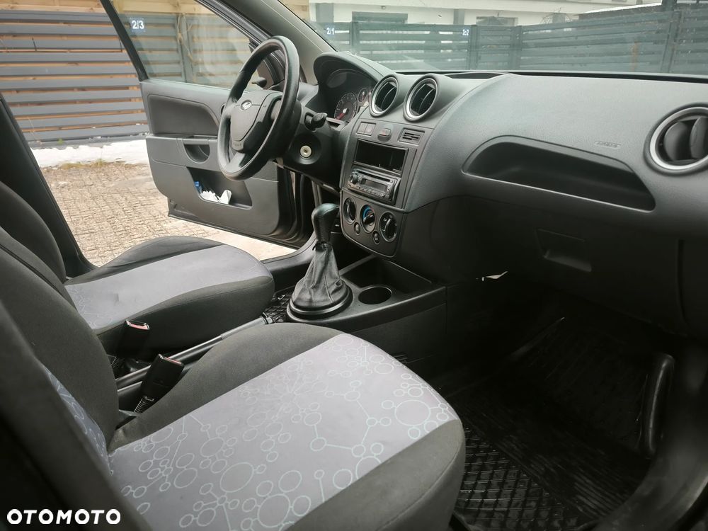 Ford Fiesta 1.25 - 6