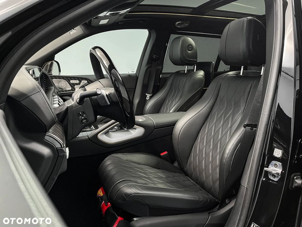 Mercedes-Benz GLS Maybach 600 4-Matic - 13