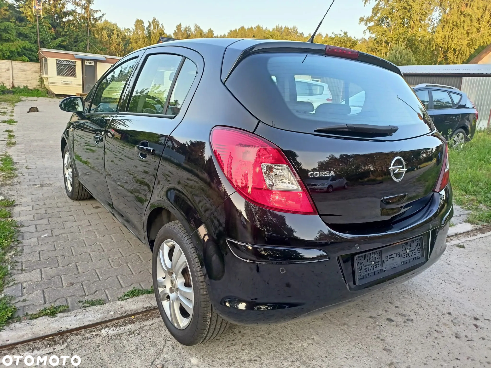 Opel Corsa 1.4 16V Cosmo - 9