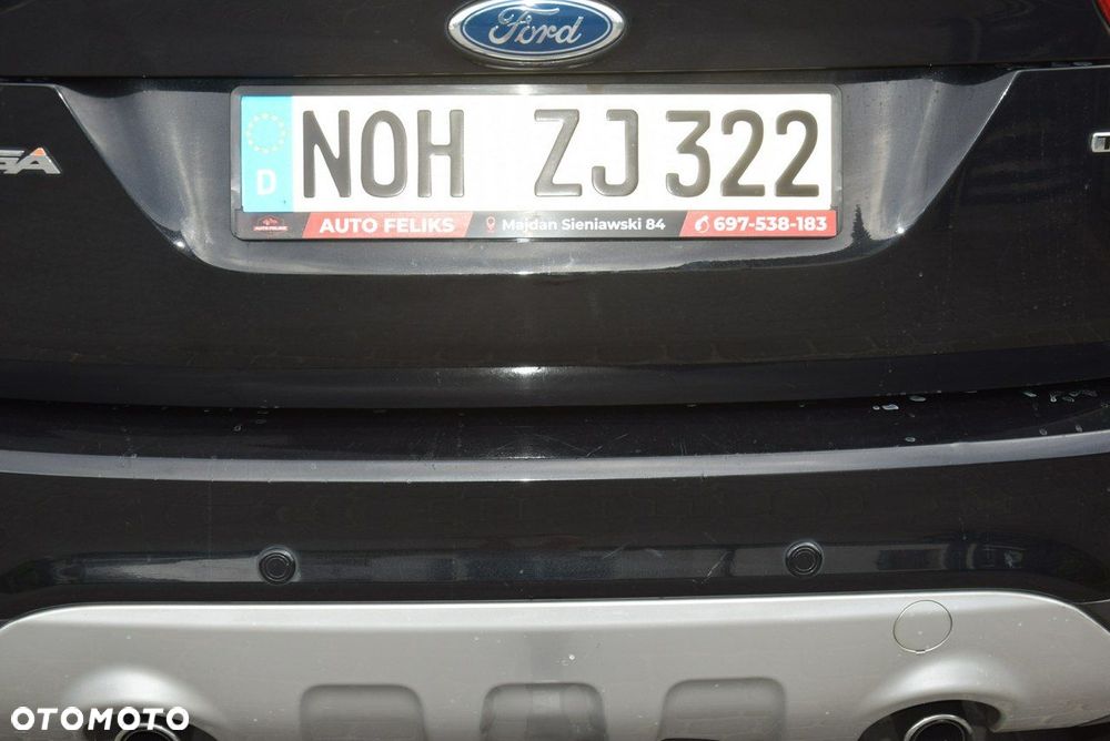 Ford Kuga 2.0 TDCi 2x4 Titanium - 13