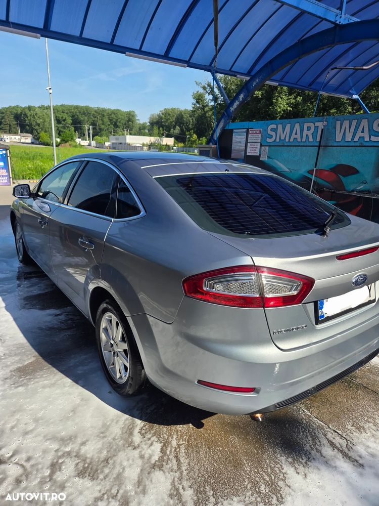 Ford Mondeo - 4