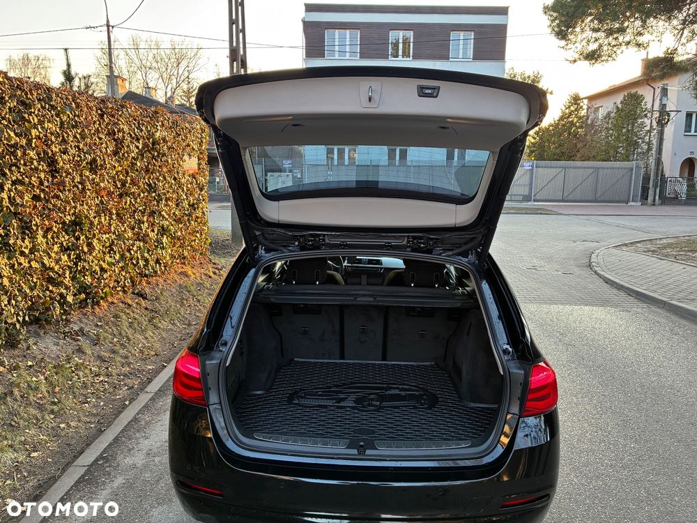 BMW Seria 3 320i Advantage - 16