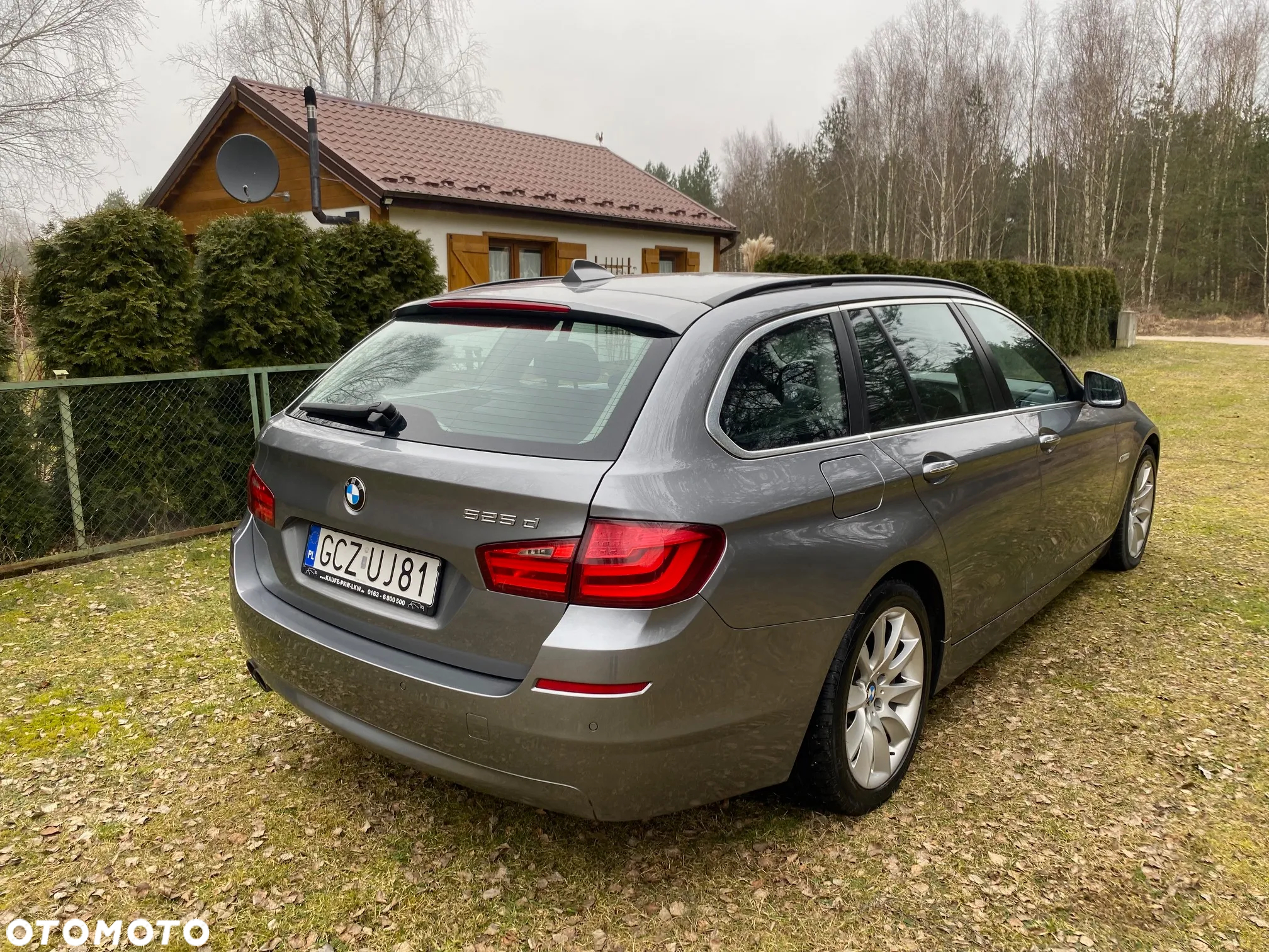 BMW Seria 5 525d Touring - 4