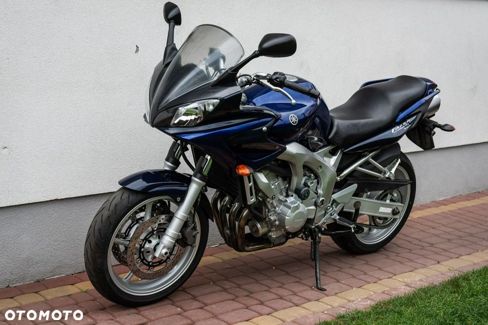Yamaha FZ - 6