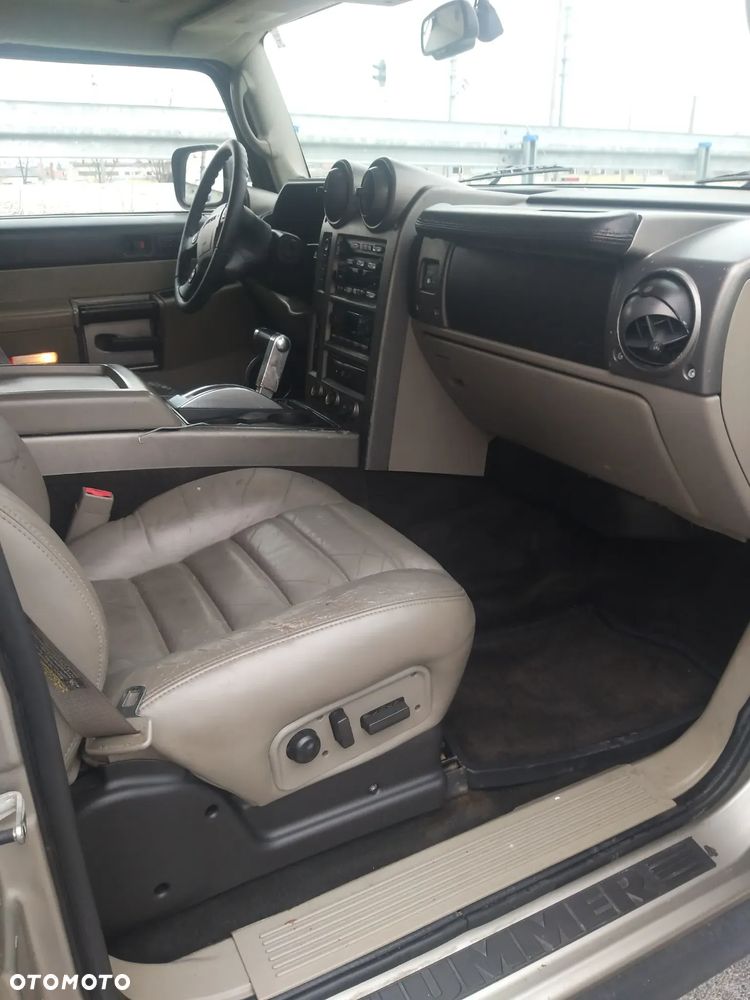 Hummer H2 6.0 V8 - 10