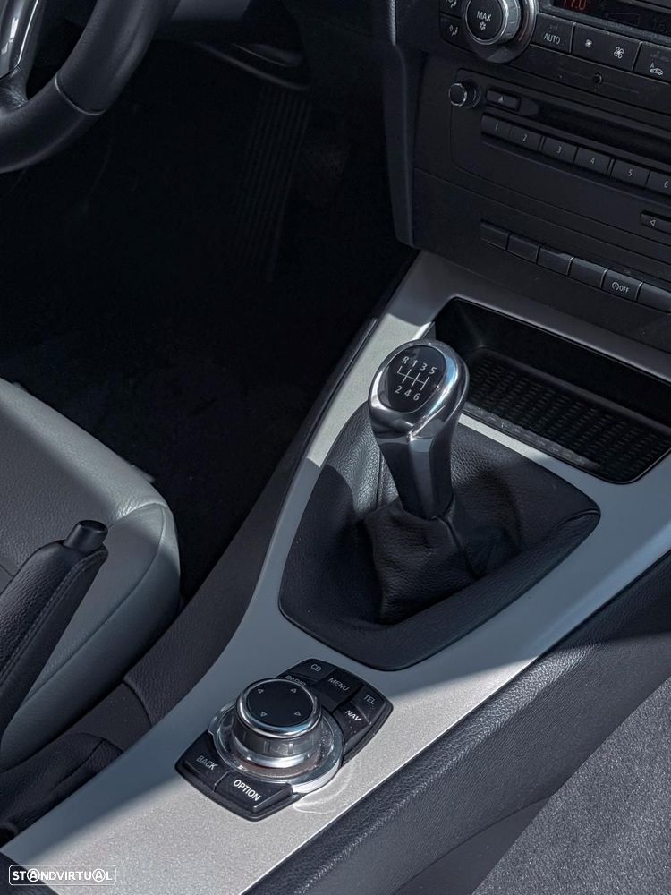 BMW 320 d Coupe - 11