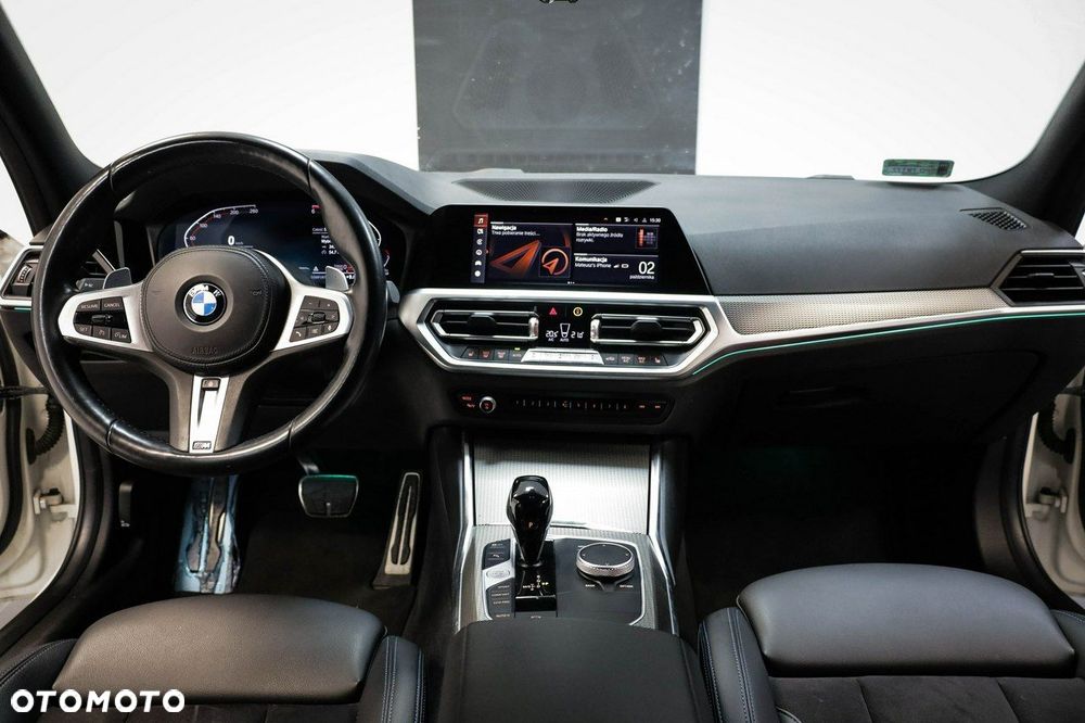 BMW Seria 3 320d M Sport sport - 14