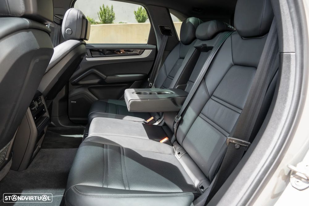 Porsche Cayenne E-Hybrid - 19