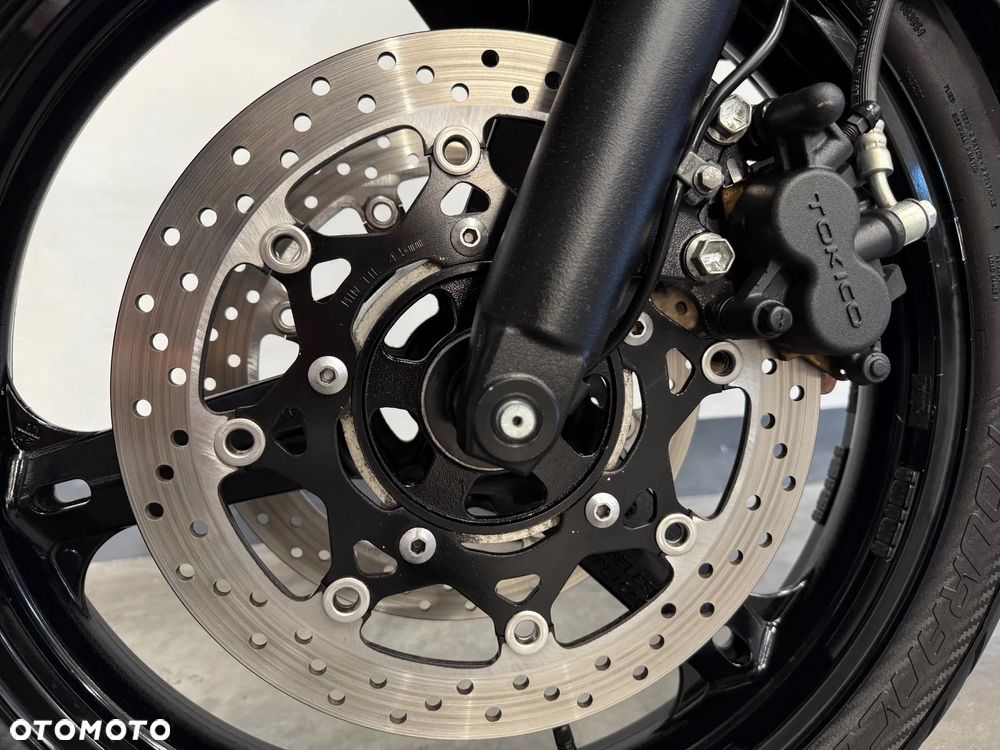 Suzuki V-STROM - 13