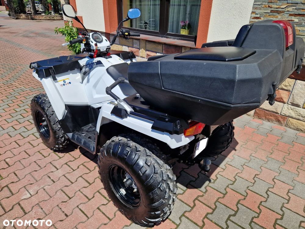 Polaris Sportsman - 17