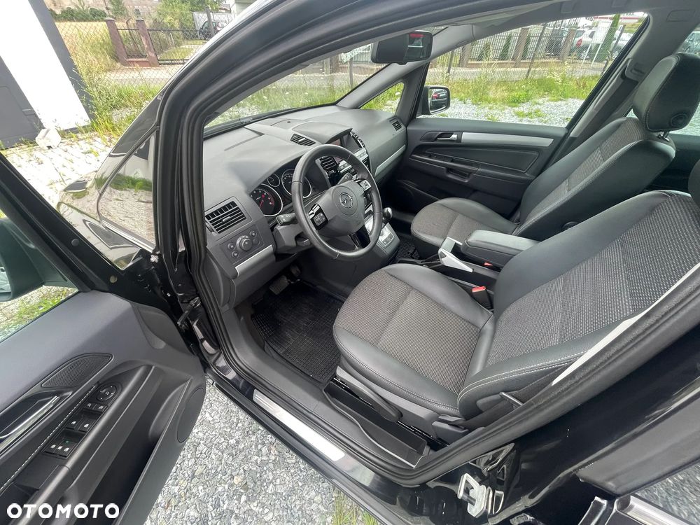 Opel Zafira 1.8 Cosmo Easytronic - 6