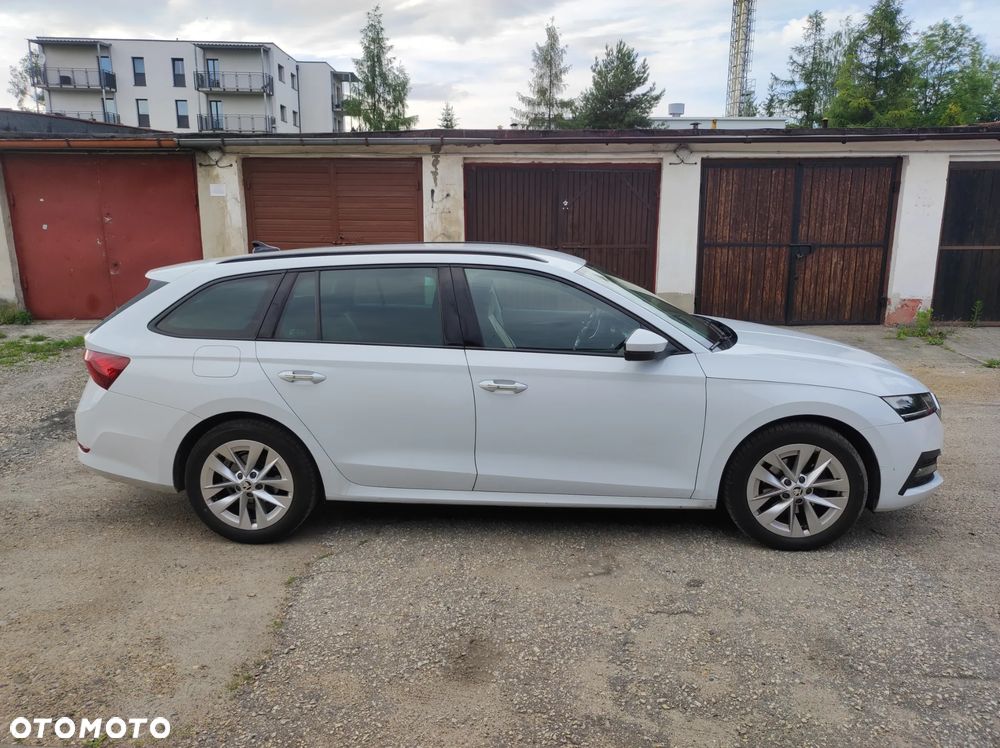 Skoda Octavia 2.0 TDI Ambition DSG - 1