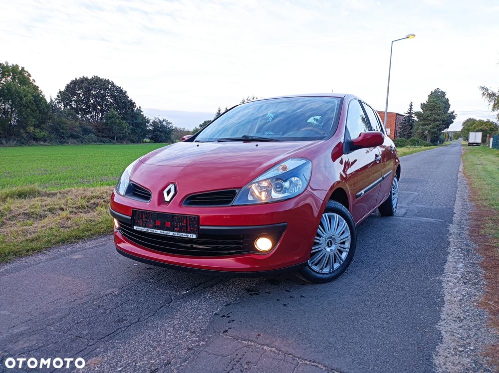 Renault Clio 1.2 16V 75 Dynamique - 23