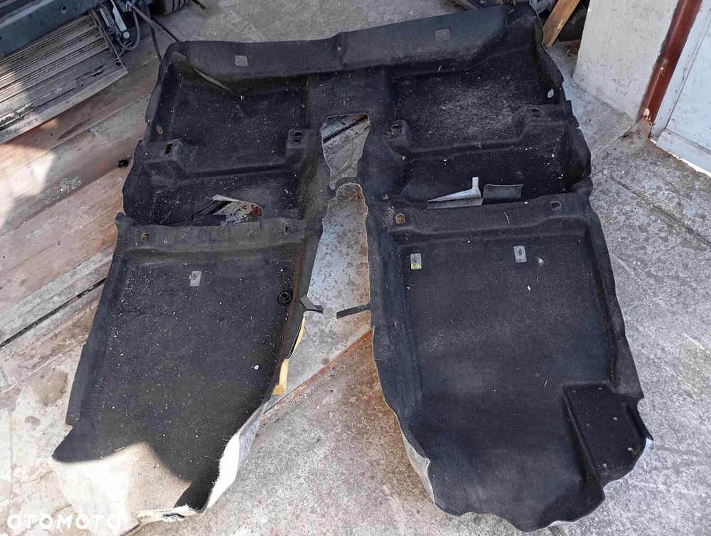 DYWAN WYKŁADZINA KIA NIRO 2018 - 1