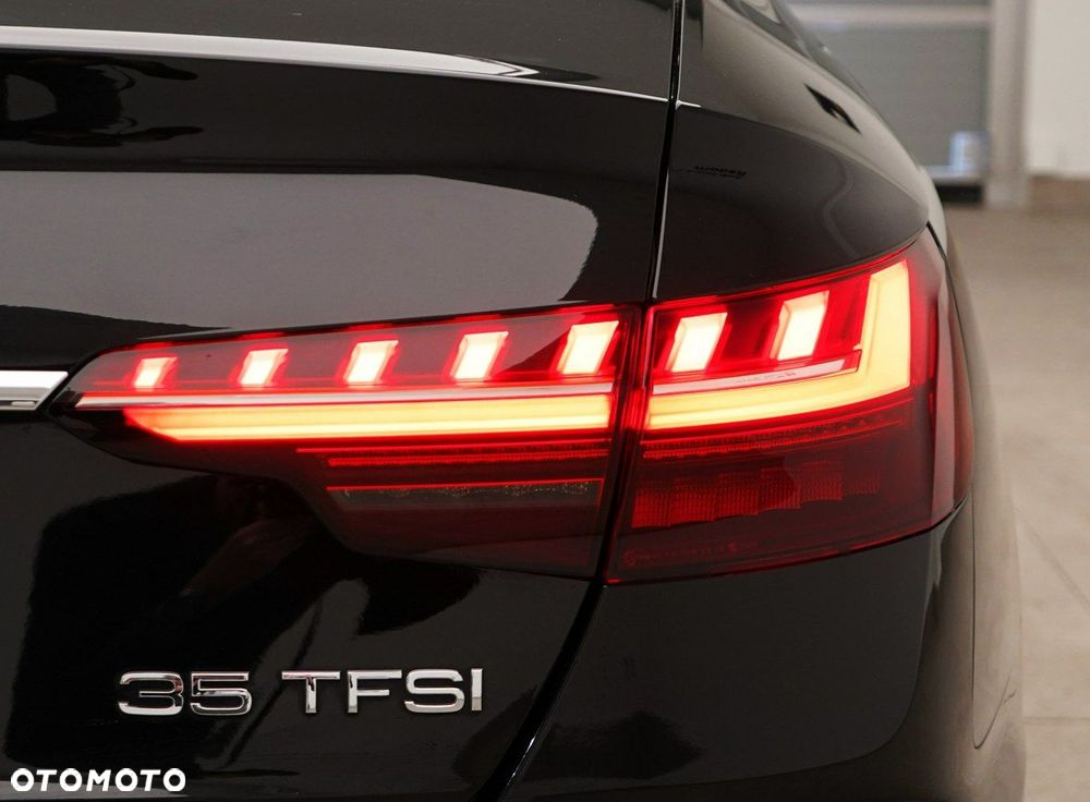 Audi A4 Limousine - 11