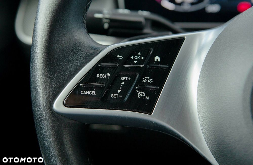 Mercedes-Benz GLC - 23