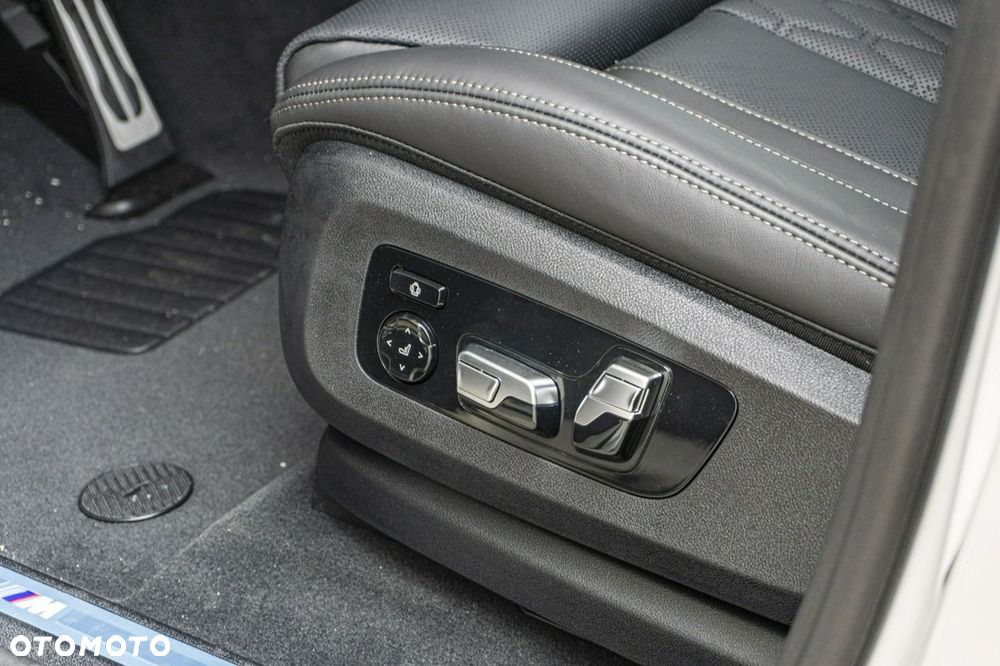 BMW X6 - 15