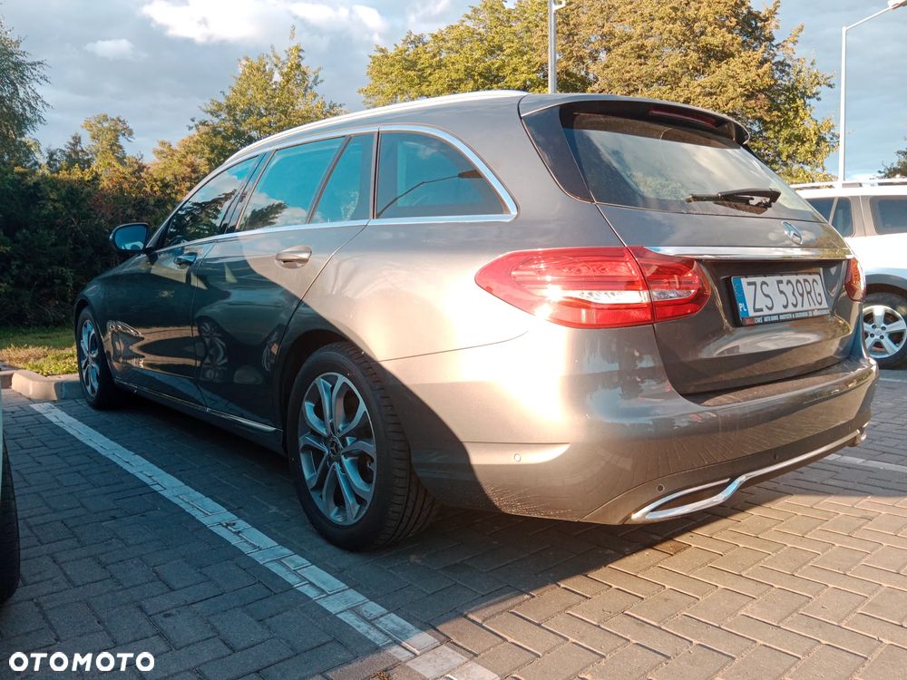 Mercedes-Benz Klasa C 180 d Avantgarde - 3