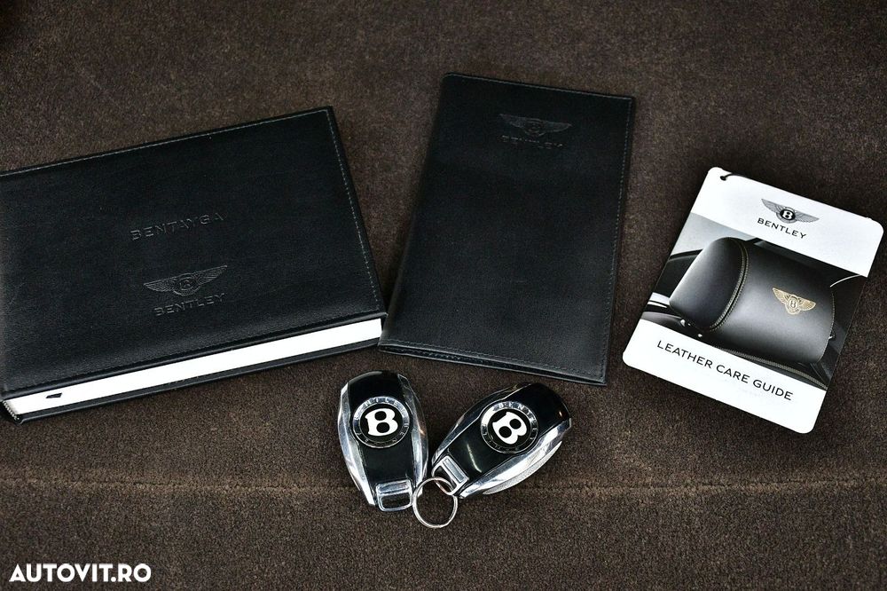 Bentley Bentayga W12 Mulliner - 26