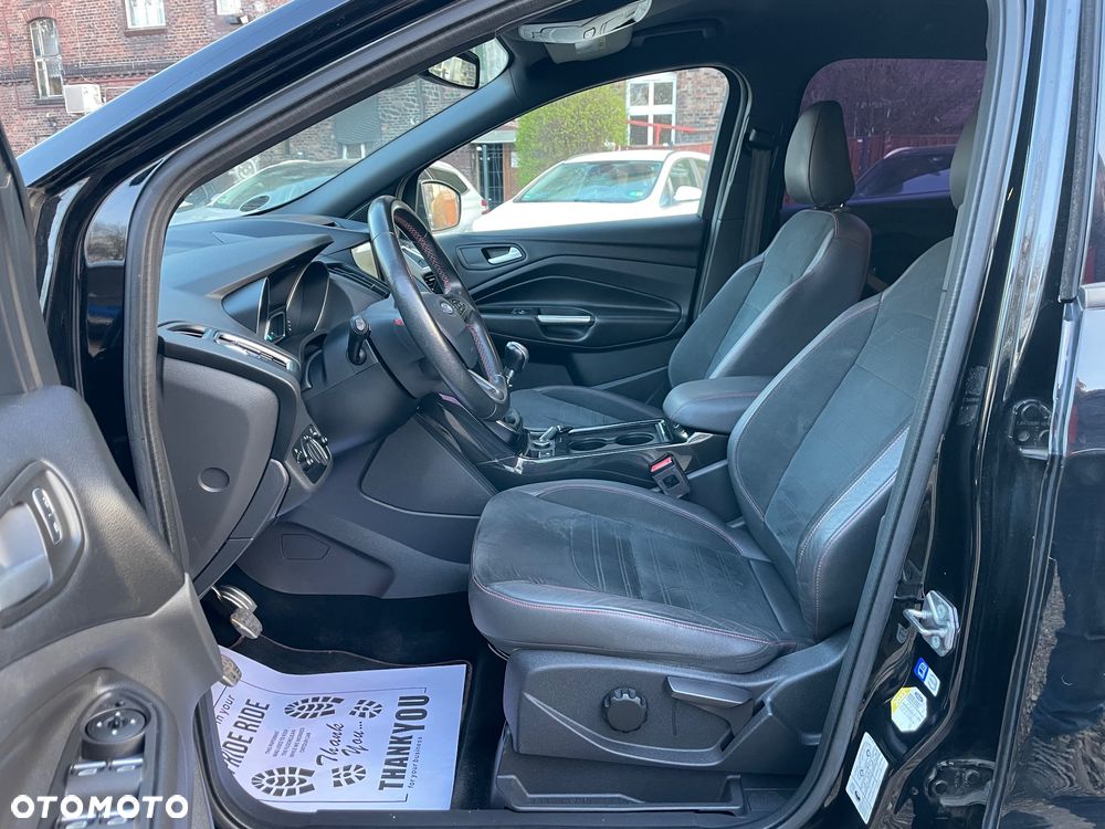Ford Kuga 1.5 EcoBoost 2x4 ST-Line - 13