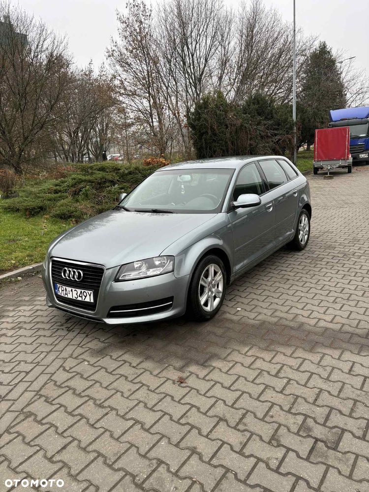 Audi A3 Sportback 1.4 TFSI Ambiente - 3
