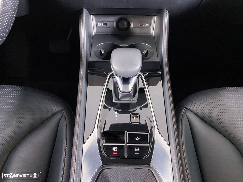 MG EHS 1.5 T-GDI Plug-in Hybrid Luxury - 16