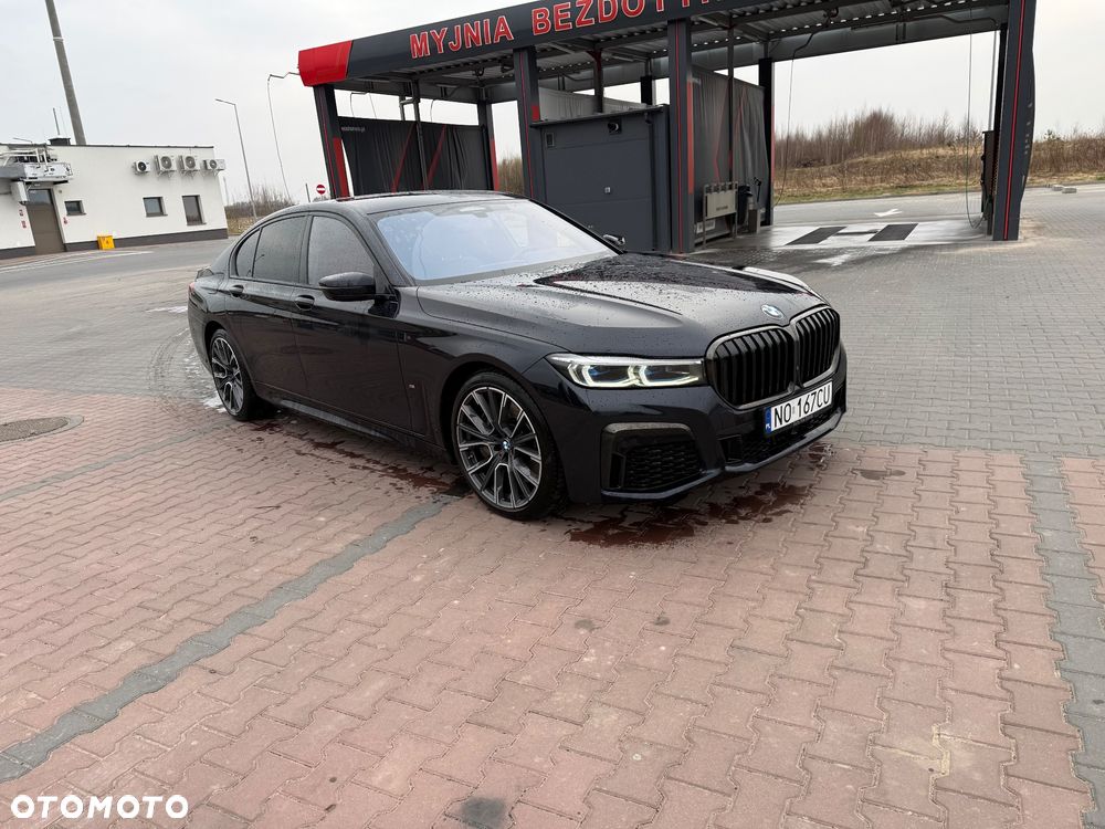 BMW Seria 7 750i xDrive - 9