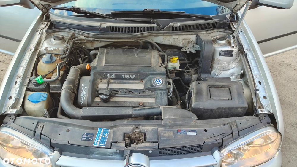 Volkswagen Golf 1.4 Basis - 6