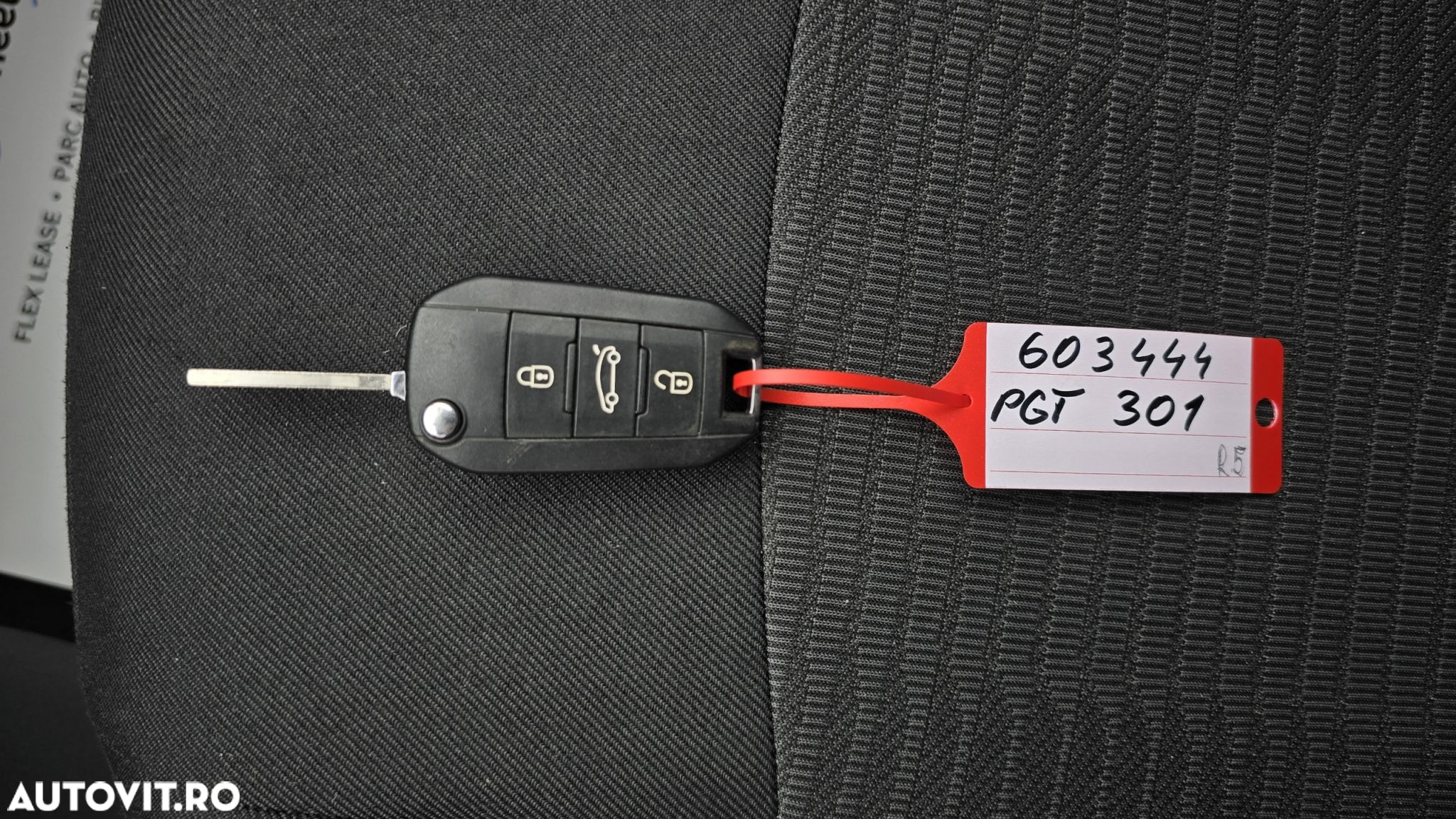 Peugeot 301 1.5 BlueHDI FAP Active - 21