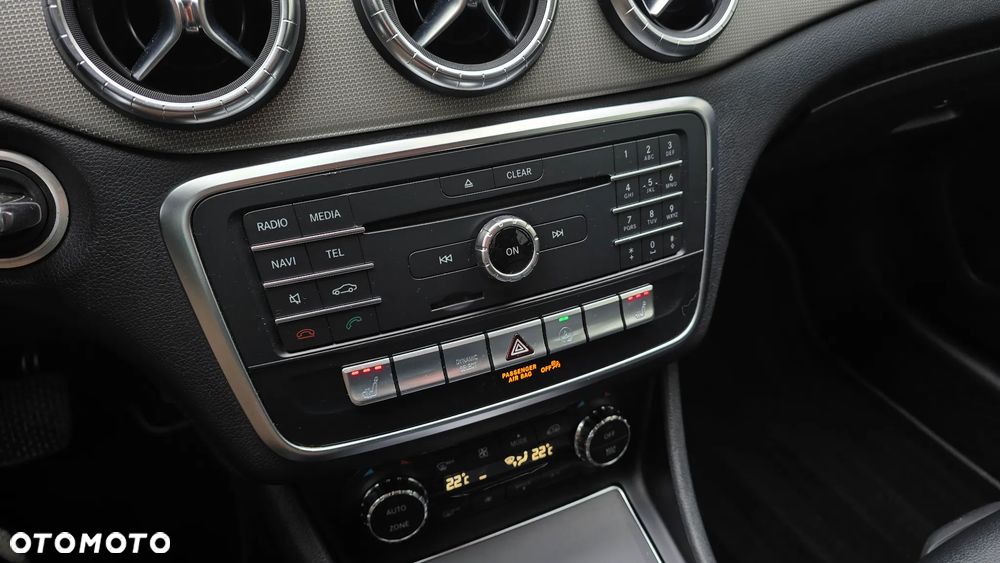 Mercedes-Benz CLA 250 4Matic 7G-DCT AMG Line - 20