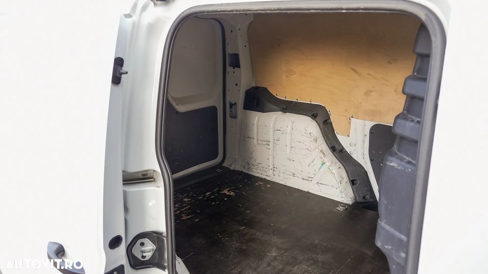 Volkswagen Caddy - 20