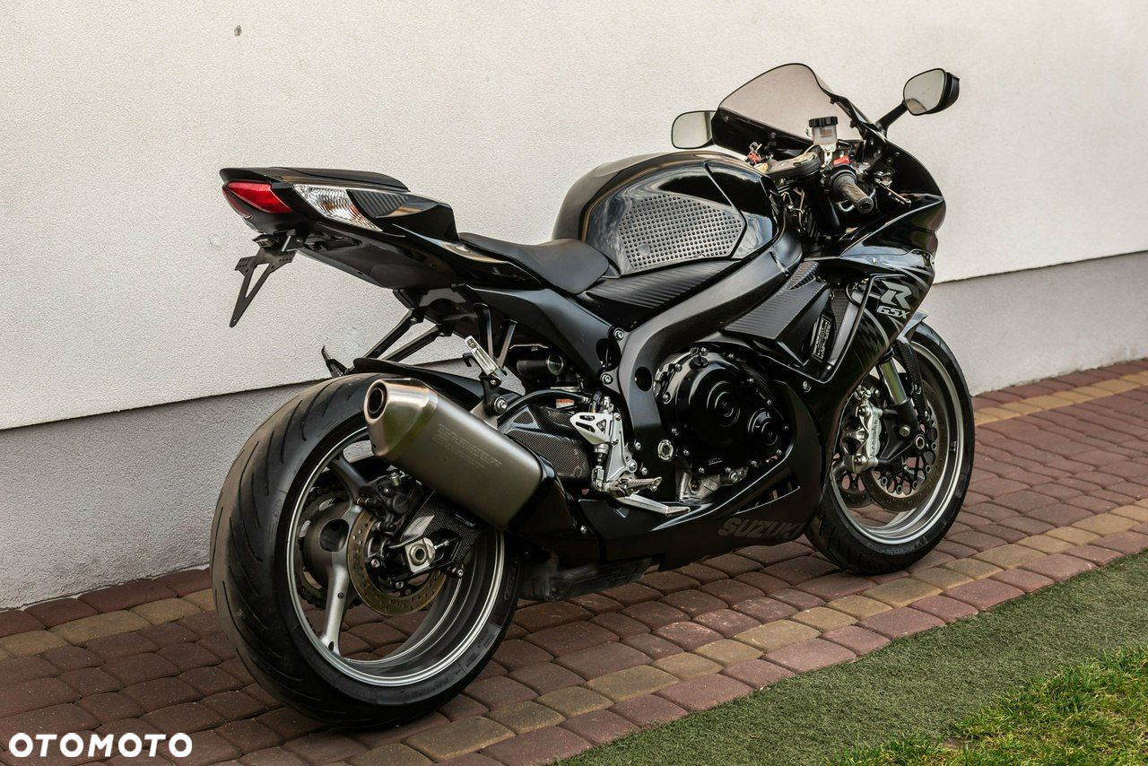 Suzuki GSX-R - 3