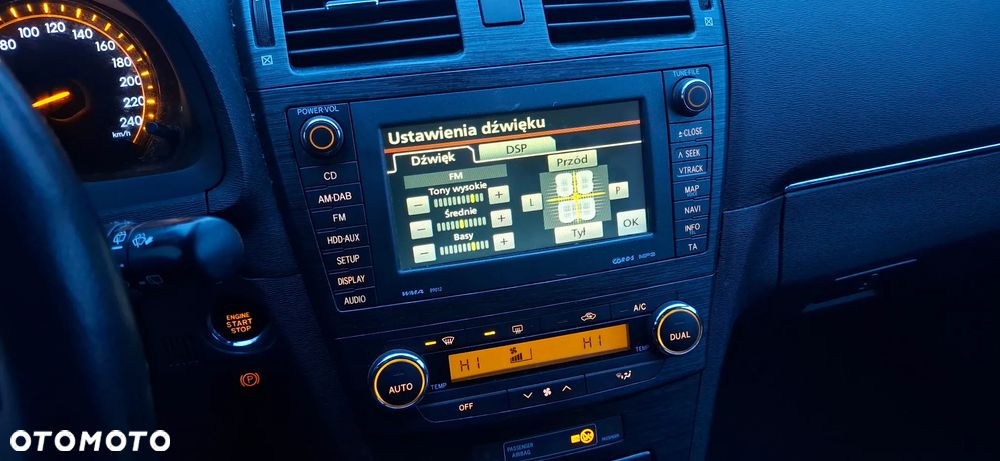 Toyota Avensis 2.0 Prestige NAVI - 30