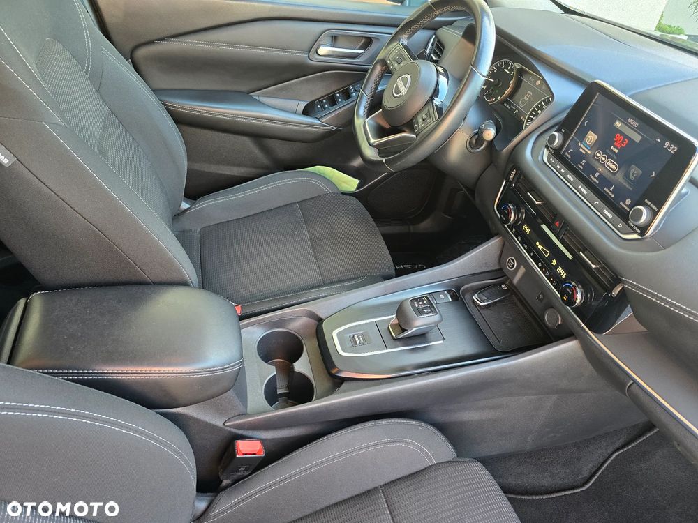 Nissan Qashqai - 12