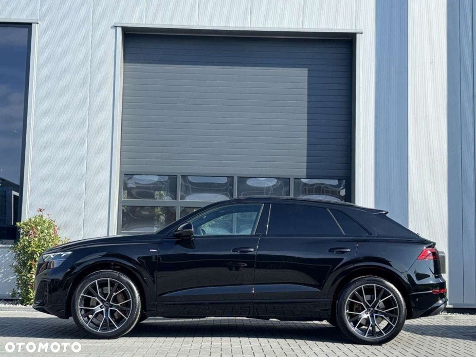 Audi Q8 - 2