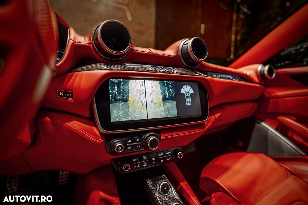 Ferrari Portofino - 32