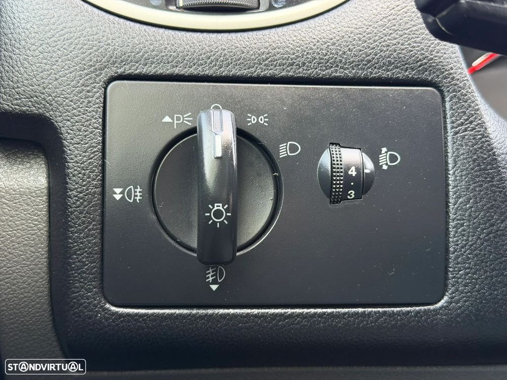 Ford Focus 1.6 TDCi Titanium - 14