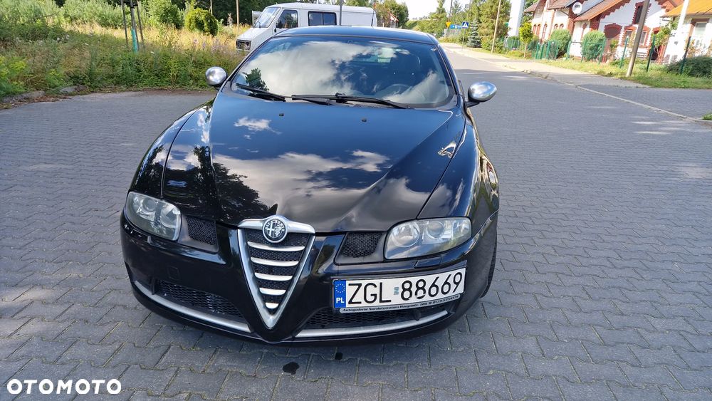 Alfa Romeo GT 1.9JTD 16V Black Line - 3