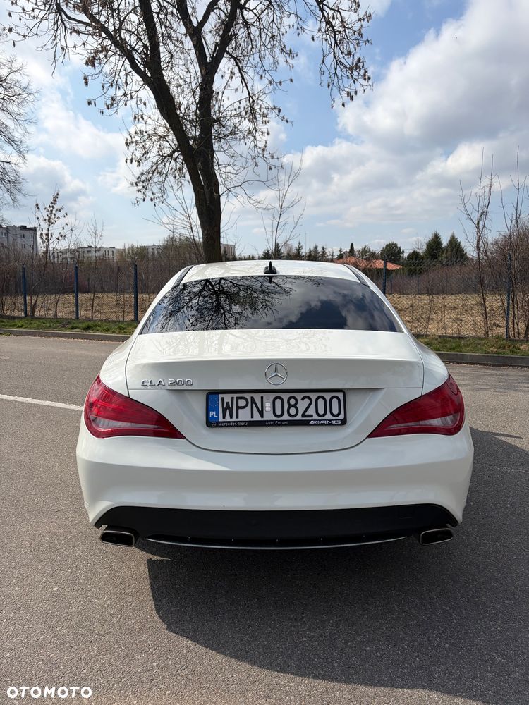 Mercedes-Benz CLA 200 Peak Edition - 4