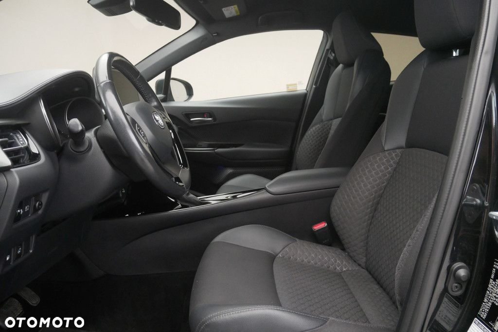Toyota C-HR 2.0 Hybrid Style - 12