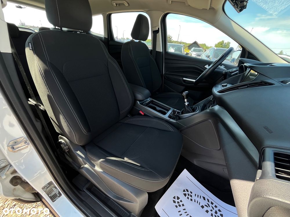 Ford Kuga 2.0 TDCi 4WD Titanium - 24