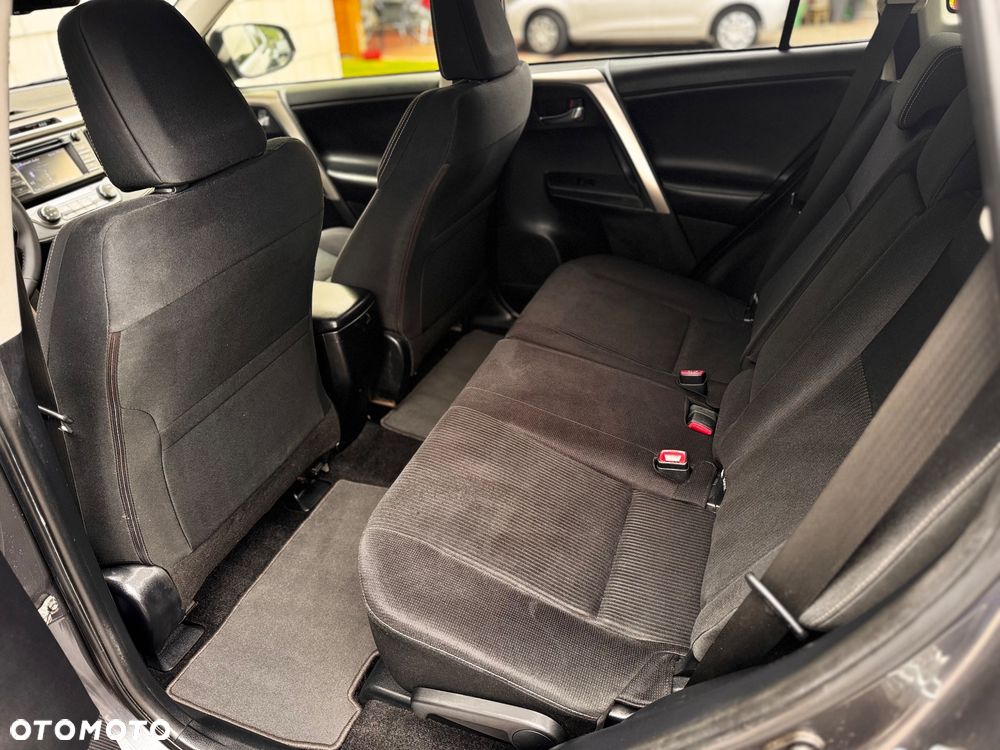 Toyota RAV4 2.0 Premium - 37