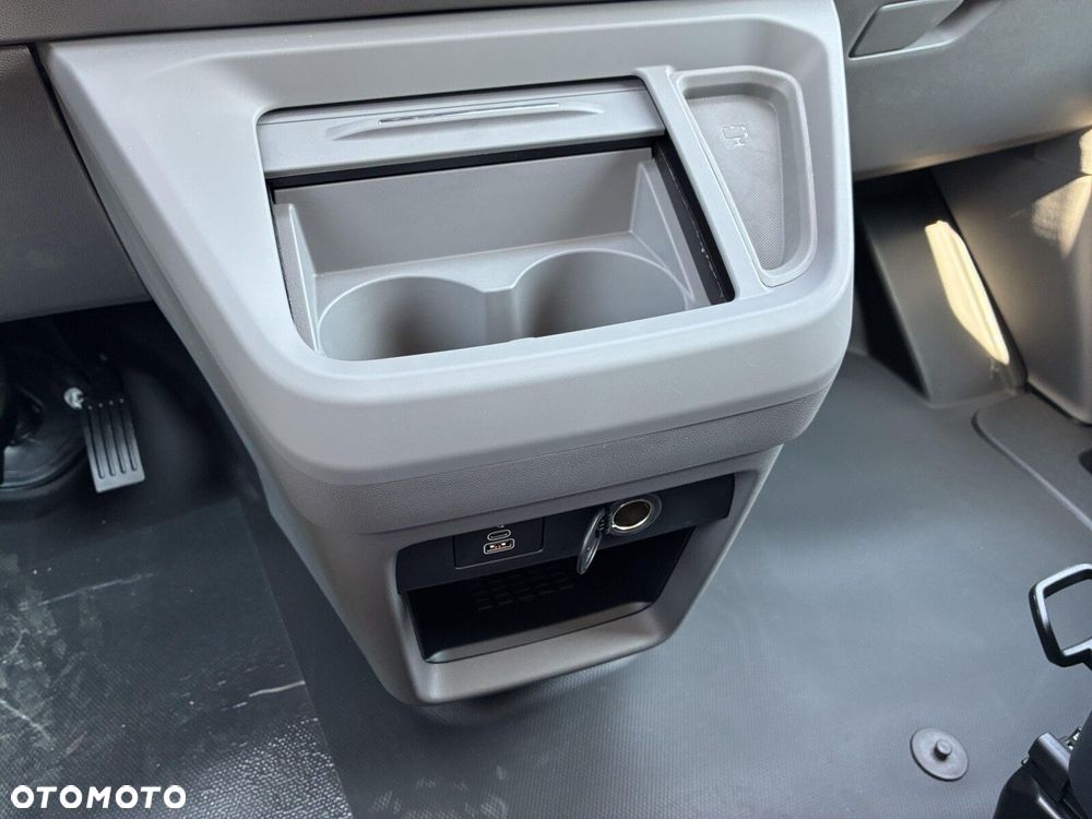 Volkswagen Transporter Furgon PLUS Edition/5-cio osob./AUTOMAT (L2) 2.0 TDI 150KM, r.o. 3500 mm - 32