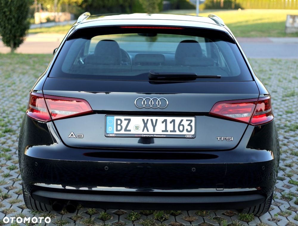 Audi A3 Sportback 1.4 TFSI Ambiente - 16