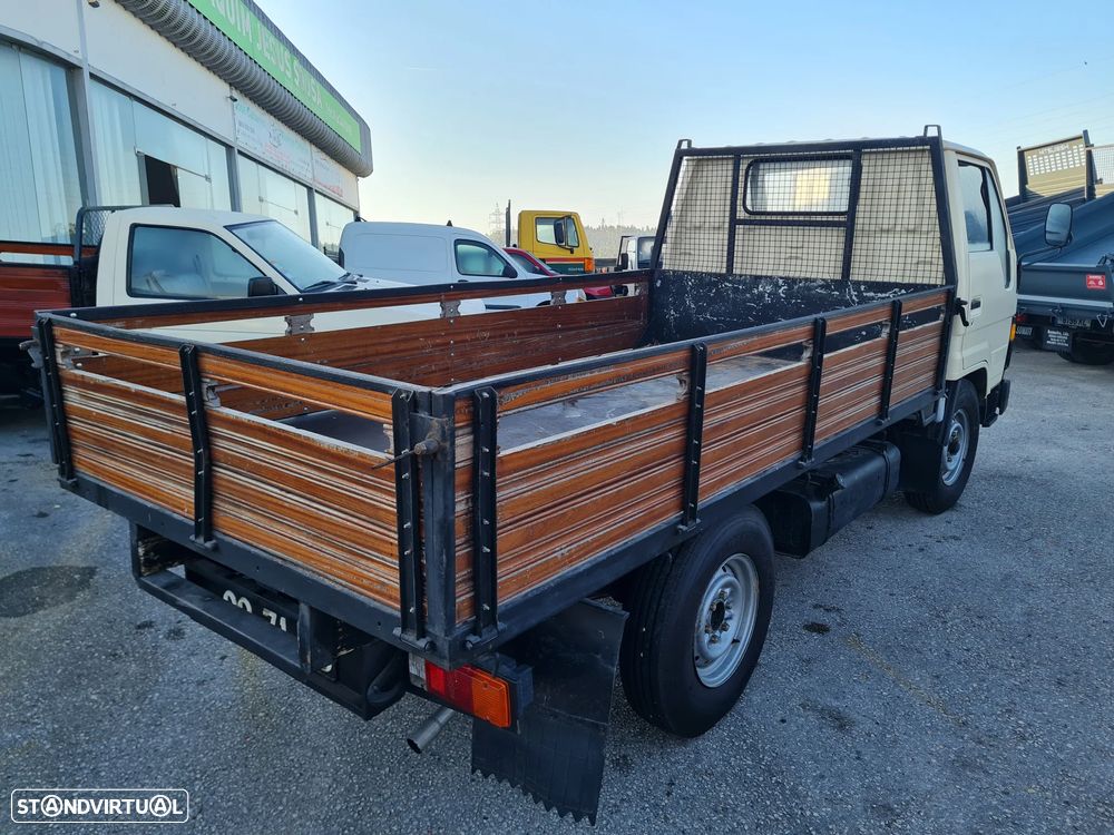 Toyota Dyna 150 - 3